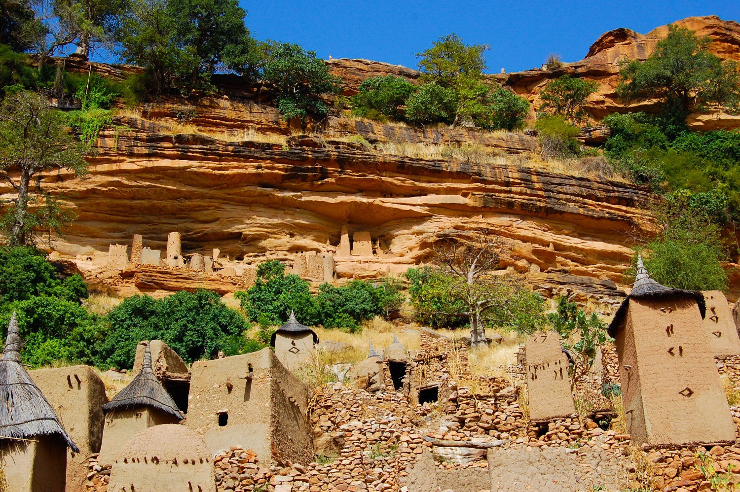 バンディアガラの断崖