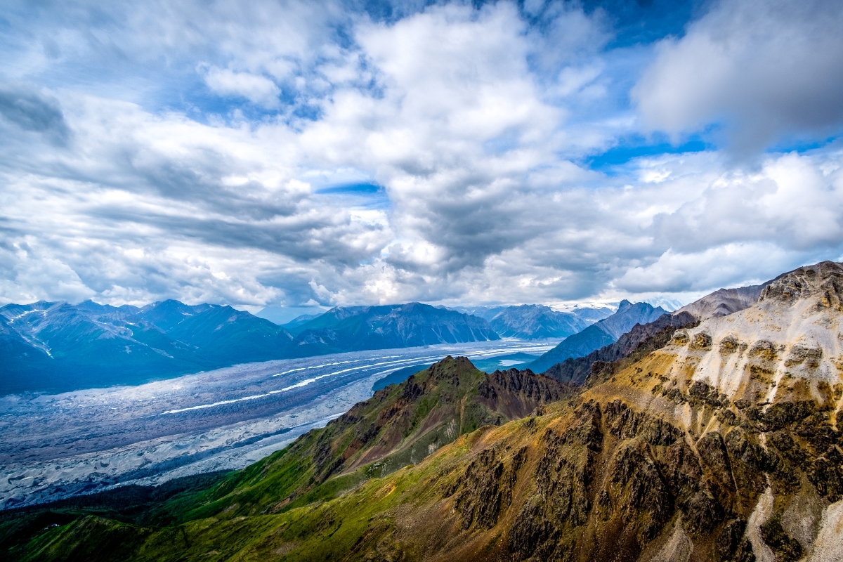 アラスカ・カナダ国境地帯の山岳国立公園群：クルアニ、ランゲル・セント・エライアス、グレイシャー・ベイ、タッシェンシニ・アルセク