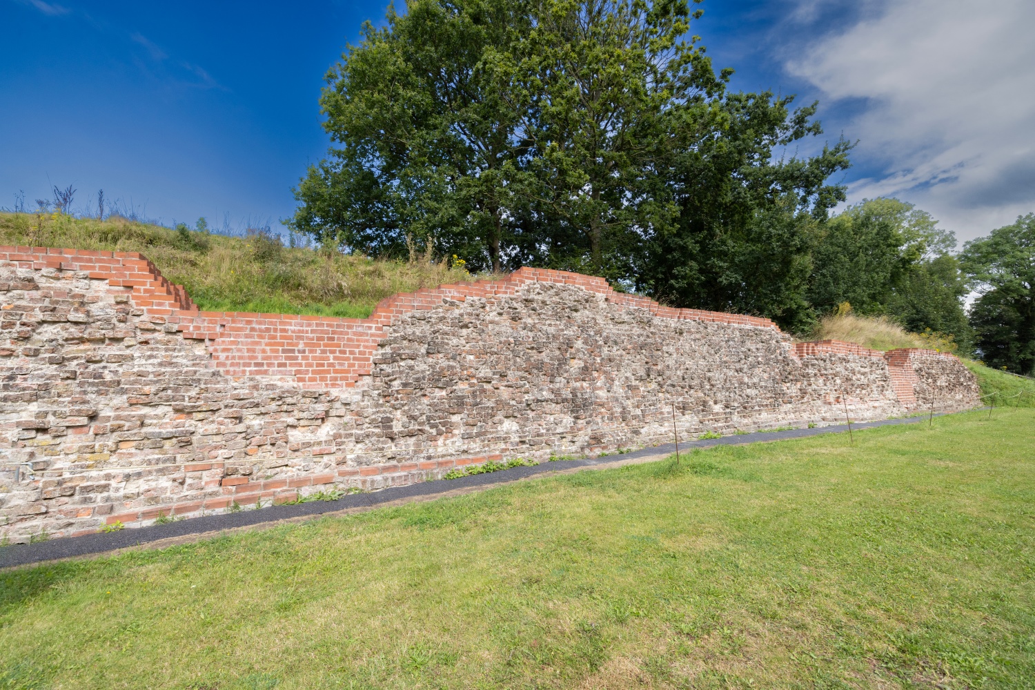 ヘーゼビューとダーネヴィルケの国境の考古学的遺跡群