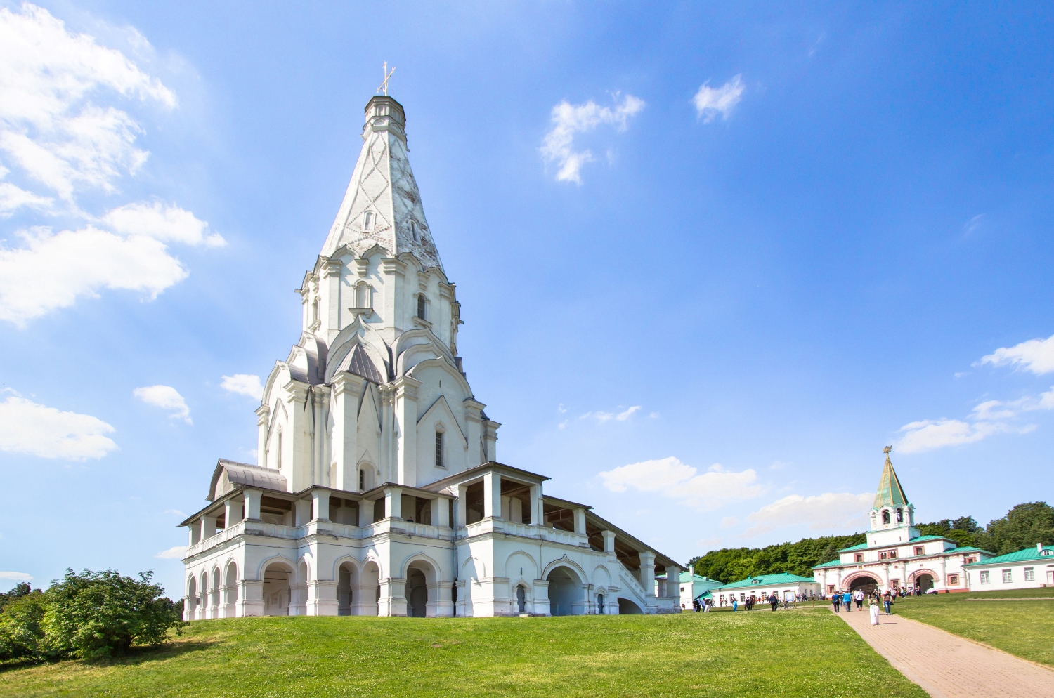 コローメンスコエ：昇天教会（ヴォズネセーニエ教会）