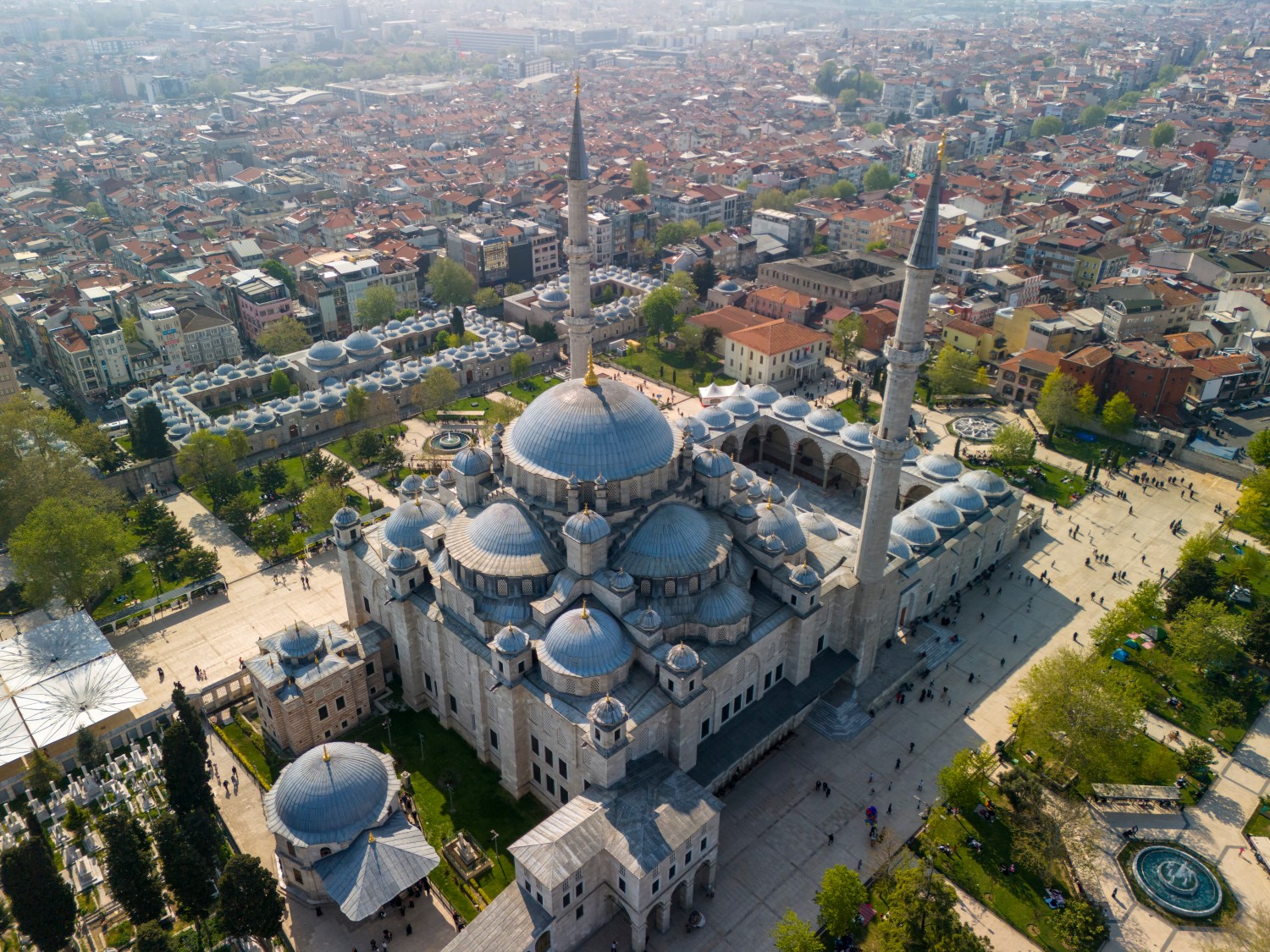 スレイマニエ・モスク