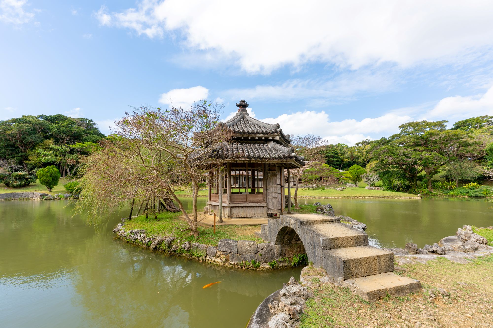 識名園